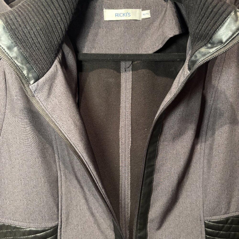Rickis Fleece Lined Long Zip Up Coat With Hood and Faux Leather Detail XL - Picture 4 of 6